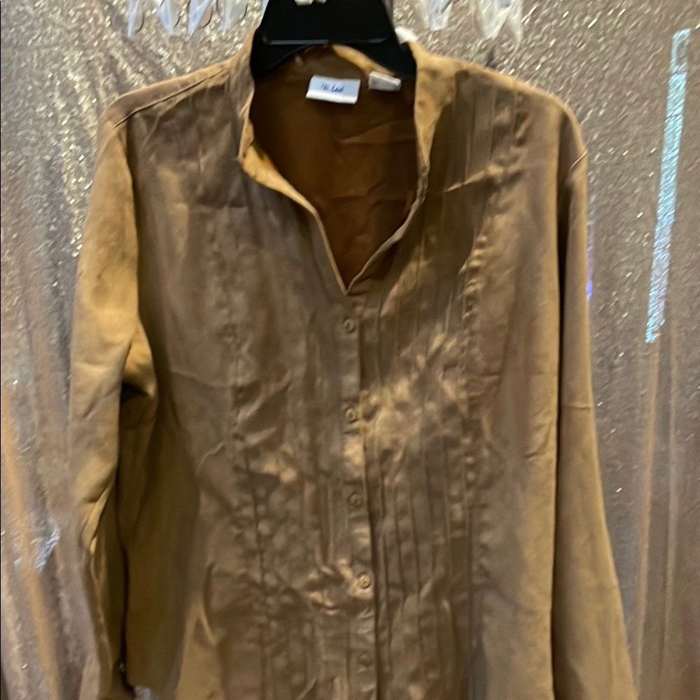Brown Pintuck Button-Front Women's Shirt